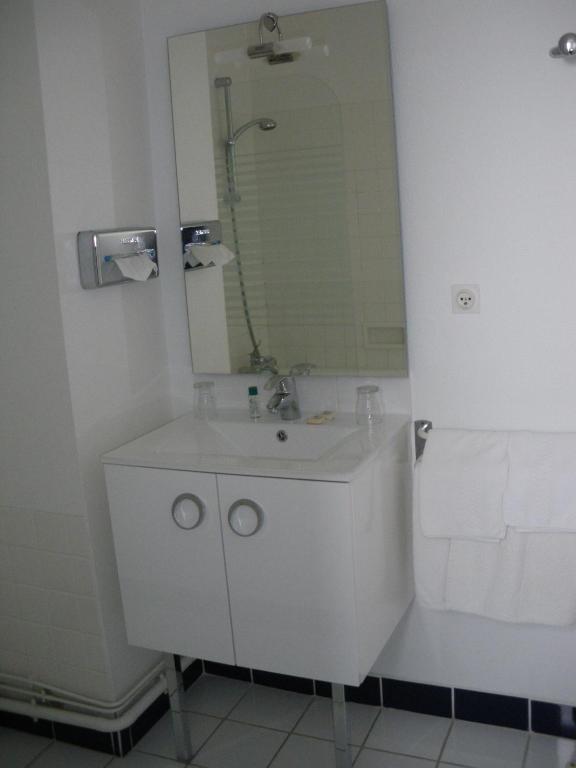 Hotel Continental Vierzon Habitación foto